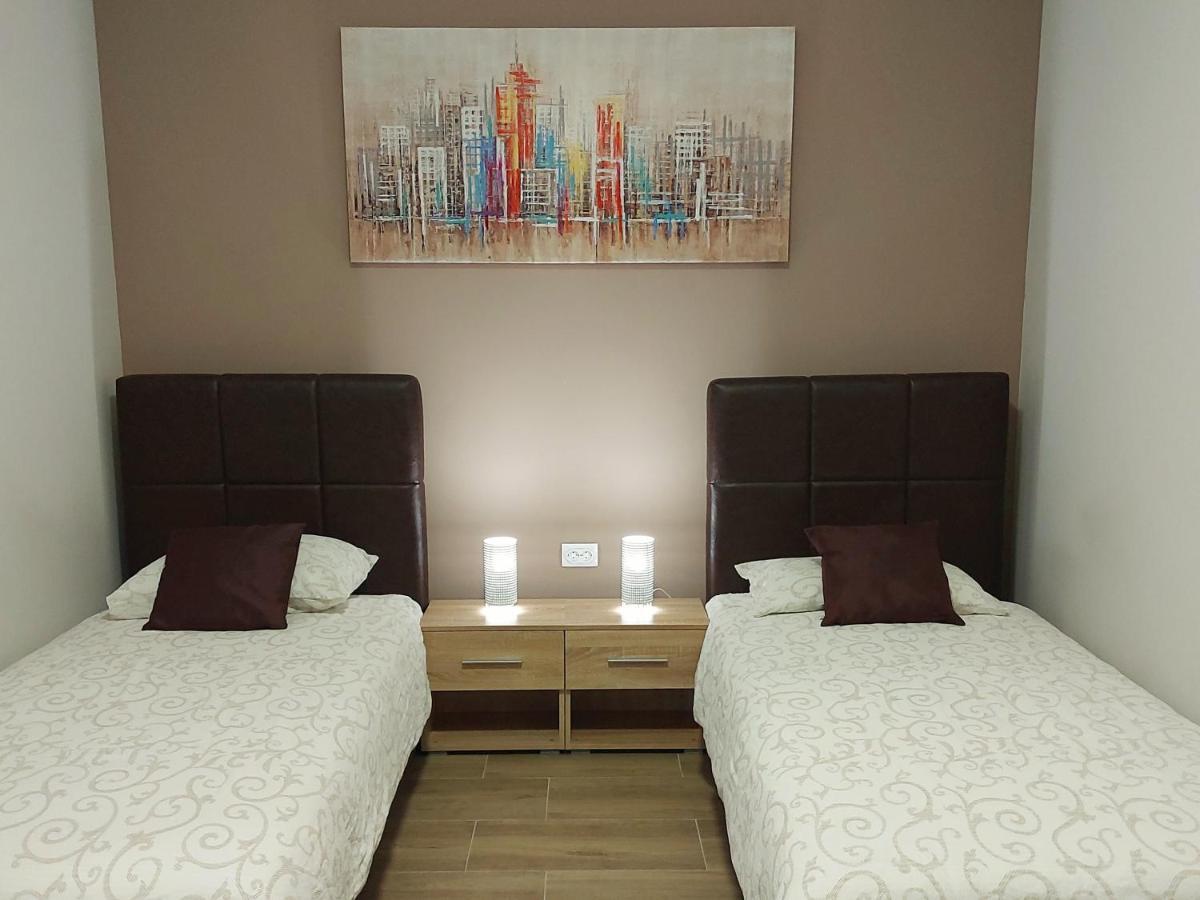 Centar Lux 2 Hostel Zrenjanin Luaran gambar