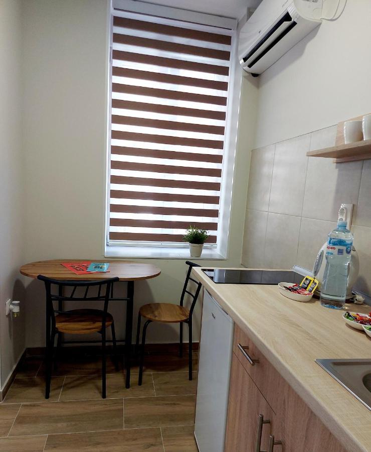 Centar Lux 2 Hostel Zrenjanin Luaran gambar