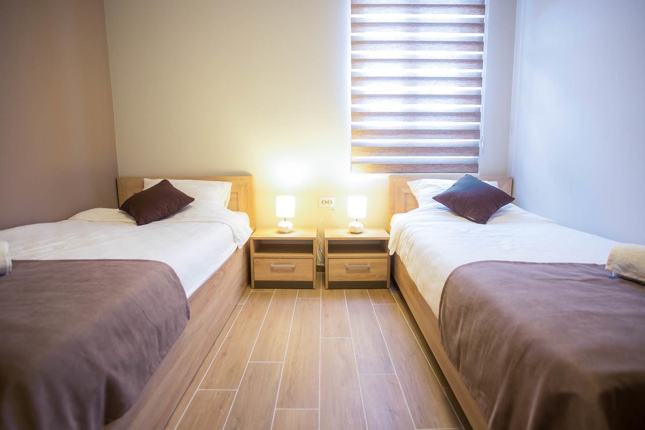 Centar Lux 2 Hostel Zrenjanin Luaran gambar