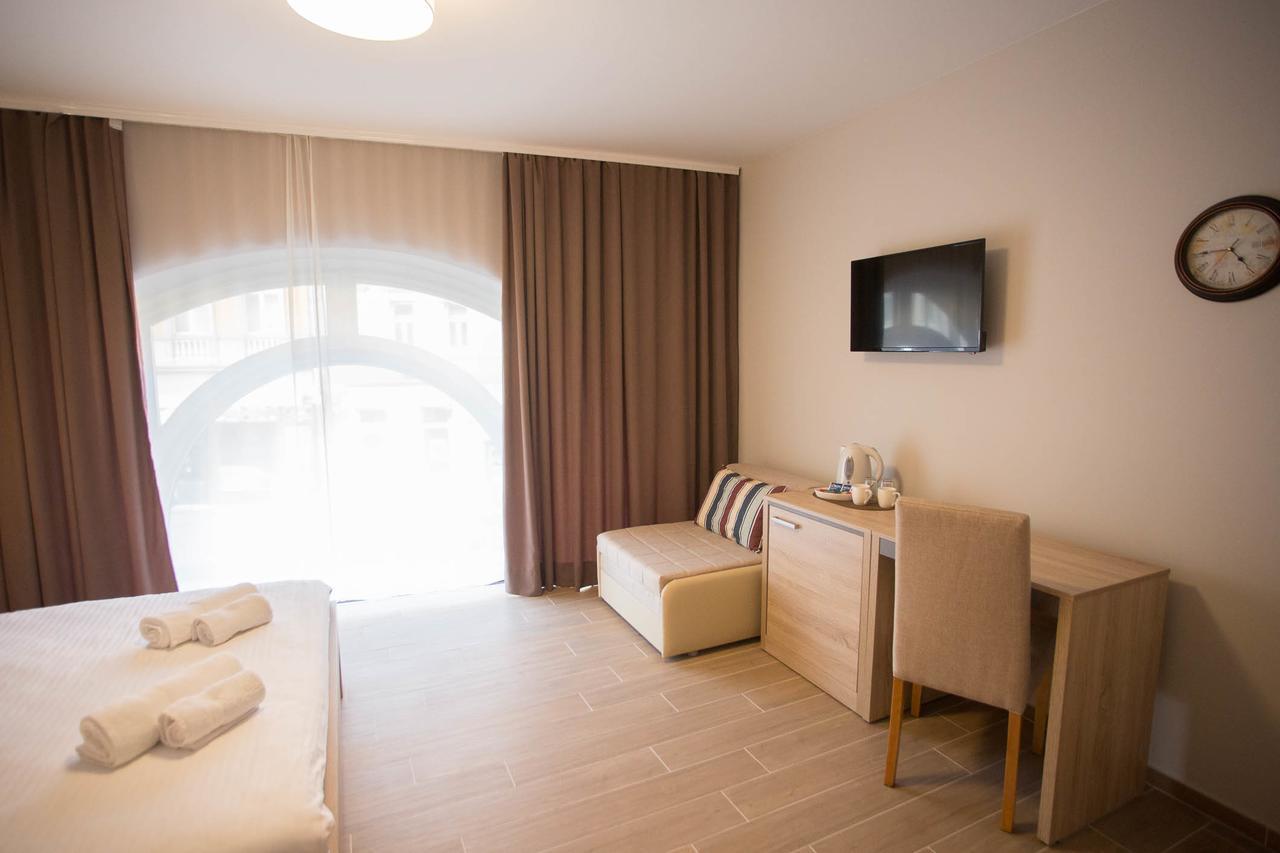 Centar Lux 2 Hostel Zrenjanin Luaran gambar